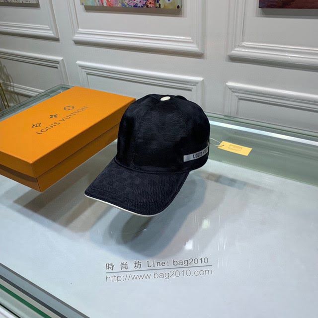 LV新品男士帽子 路易威登經典棋盤格棒球帽鴨舌帽  mm1367